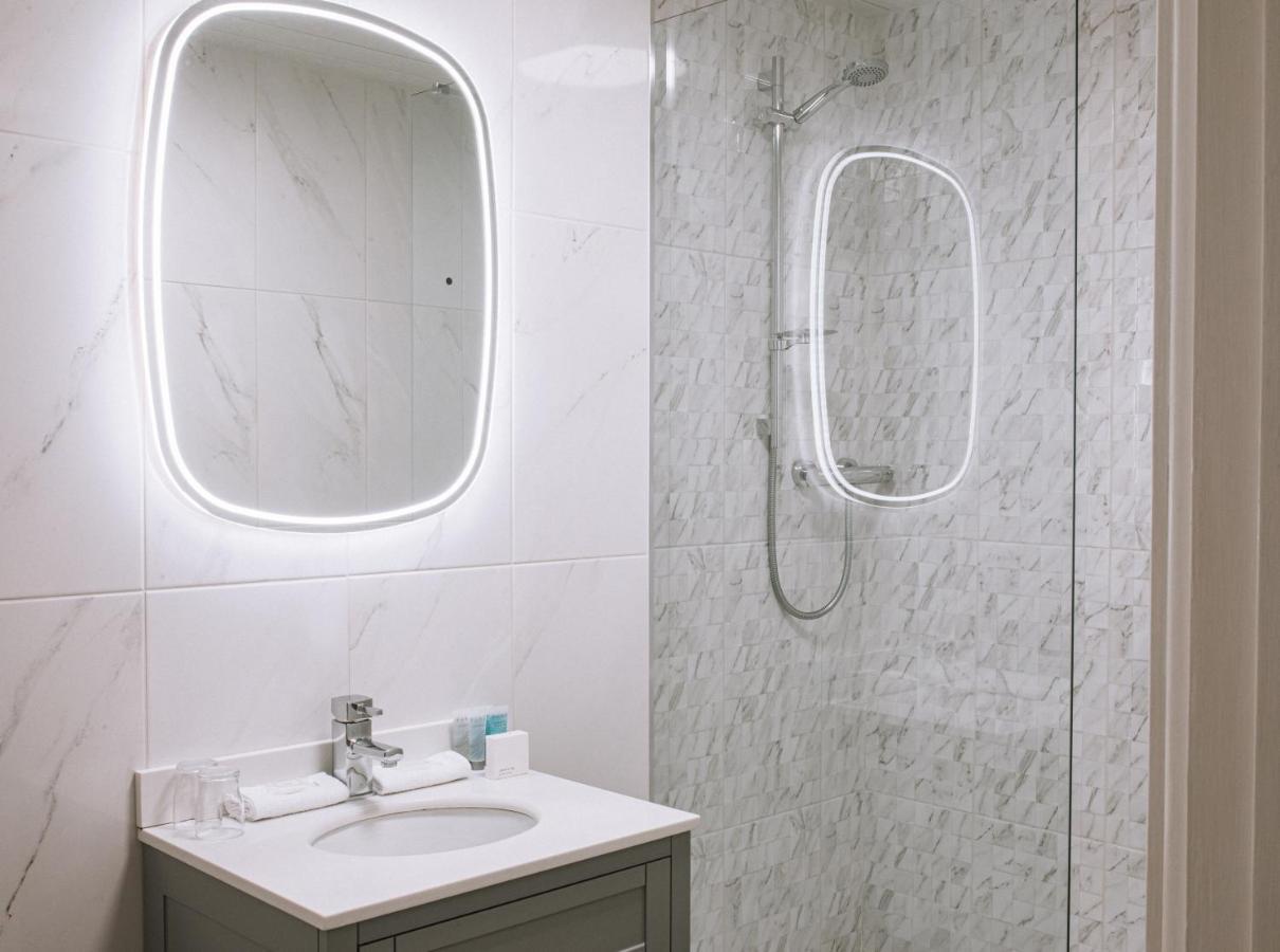 Kee'S Hotel Stranorlar Luaran gambar
