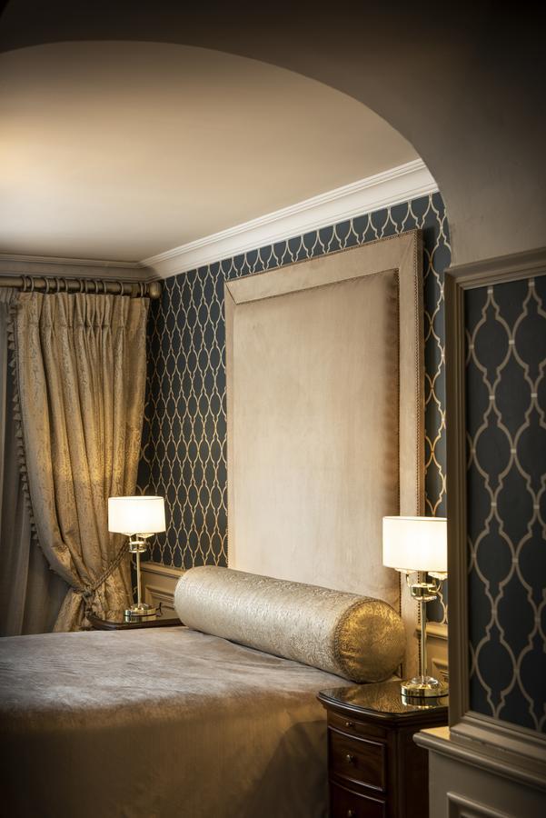Kee'S Hotel Stranorlar Luaran gambar